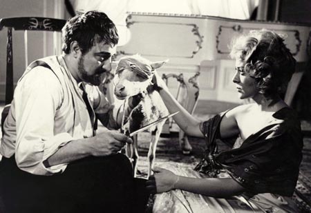 Still from The Exterminating Angel (1962)